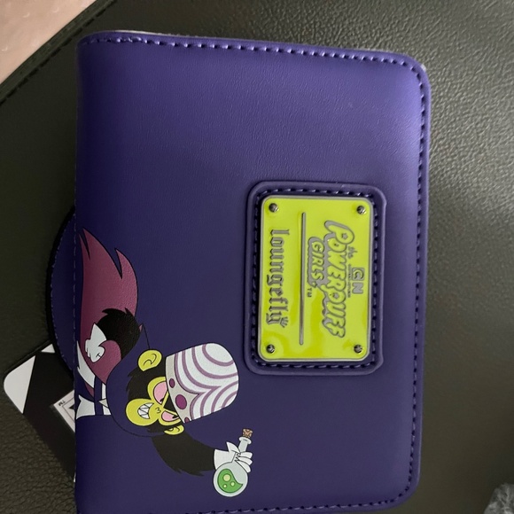 Mojo loungefly wallet - Picture 2 of 2